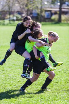 Bild 34 - Frauen SV Frisia 03 Risum Lindholm - Heider SV : Ergebnis: 8:0